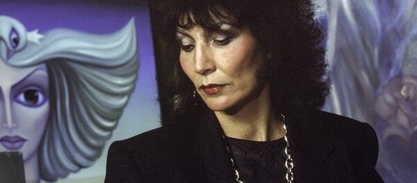 Экстрасенс Джуна Давиташвили Экстрасенс Джуна Давиташвили - Sputnik Грузия