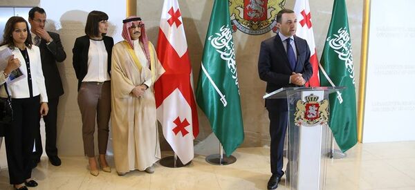 Принц Саудовской Аравии Аль-Валид ибн Талал ибн Абдулазиз Аль-Сауд и премьер Грузии Ираклий Гарибашвили - Sputnik Грузия