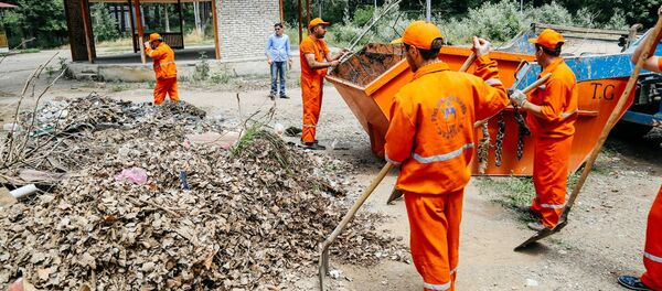 Уборка мусора - Sputnik Грузия