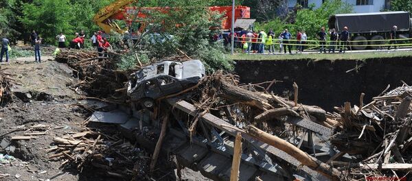 Ликвидация последствий наводнения Ликвидация последствий наводнения - Sputnik Грузия