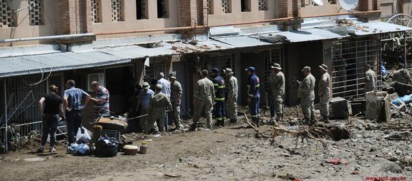 Ликвидация последствий наводнения Ликвидация последствий наводнения - Sputnik Грузия