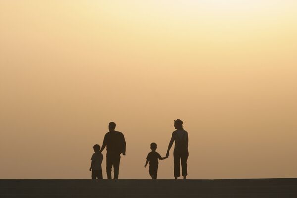 Хочется на родину как никогда: мигранты из Грузии о жизни за границей в период пандемии Хочется на родину как никогда: мигранты из Грузии о жизни за границей в период пандемии - Sputnik Грузия