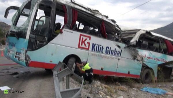 Полиция на месте аварии экскурсионного автобуса в Турции - Sputnik Грузия