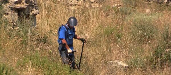 ქერჩში მაშველები ეძებდნენ და ანადგურებდნენ მეორე მსოფლიო ომის დროინდელ რაკეტებს - Sputnik საქართველო