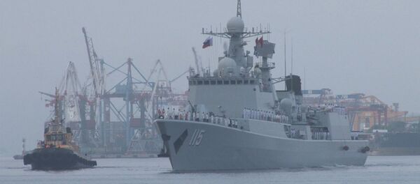 Морское взаимодействие: во Владивостоке встретили корабли ВМС КНР Морское взаимодействие: во Владивостоке встретили корабли ВМС КНР - Sputnik Грузия