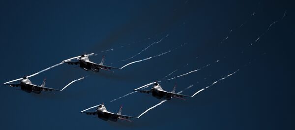 Подготовка к открытию Международного авиационно-космического салона МАКС-2015 - Sputnik Грузия