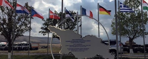 ნატოს სასწავლო–საწვრთნელი ცენტრი თბილისში ნატოს სასწავლო–საწვრთნელი ცენტრი თბილისში - Sputnik საქართველო