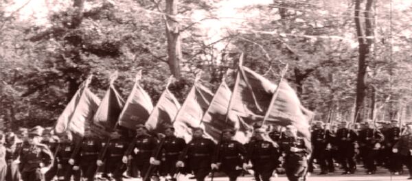 Парад в Берлине, преданный забвению. Съемки 1945 года Парад в Берлине, преданный забвению. Съемки 1945 года - Sputnik Грузия