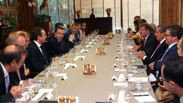 Встреча премьер-министра Грузии Ираклия Гарибашвили с послами Евросоюза - Sputnik Грузия