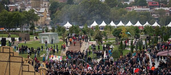Тбилисоба празднуют в столице Грузии Тбилисоба празднуют в столице Грузии - Sputnik Грузия