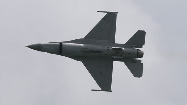 Истребитель F-16 - Sputnik Грузия