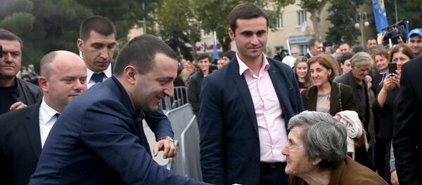 Премьер Ираклий Гарибашвили на встрече с жителями Сагареджо - Sputnik Грузия