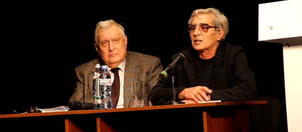 Олег Басилашвили и Роб Авадяев Олег Басилашвили и Роб Авадяев - Sputnik Грузия