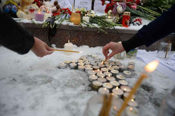 День траура по погибшим в авиакатастрофе, произошедшей в Египте День траура по погибшим в авиакатастрофе, произошедшей в Египте - Sputnik Грузия