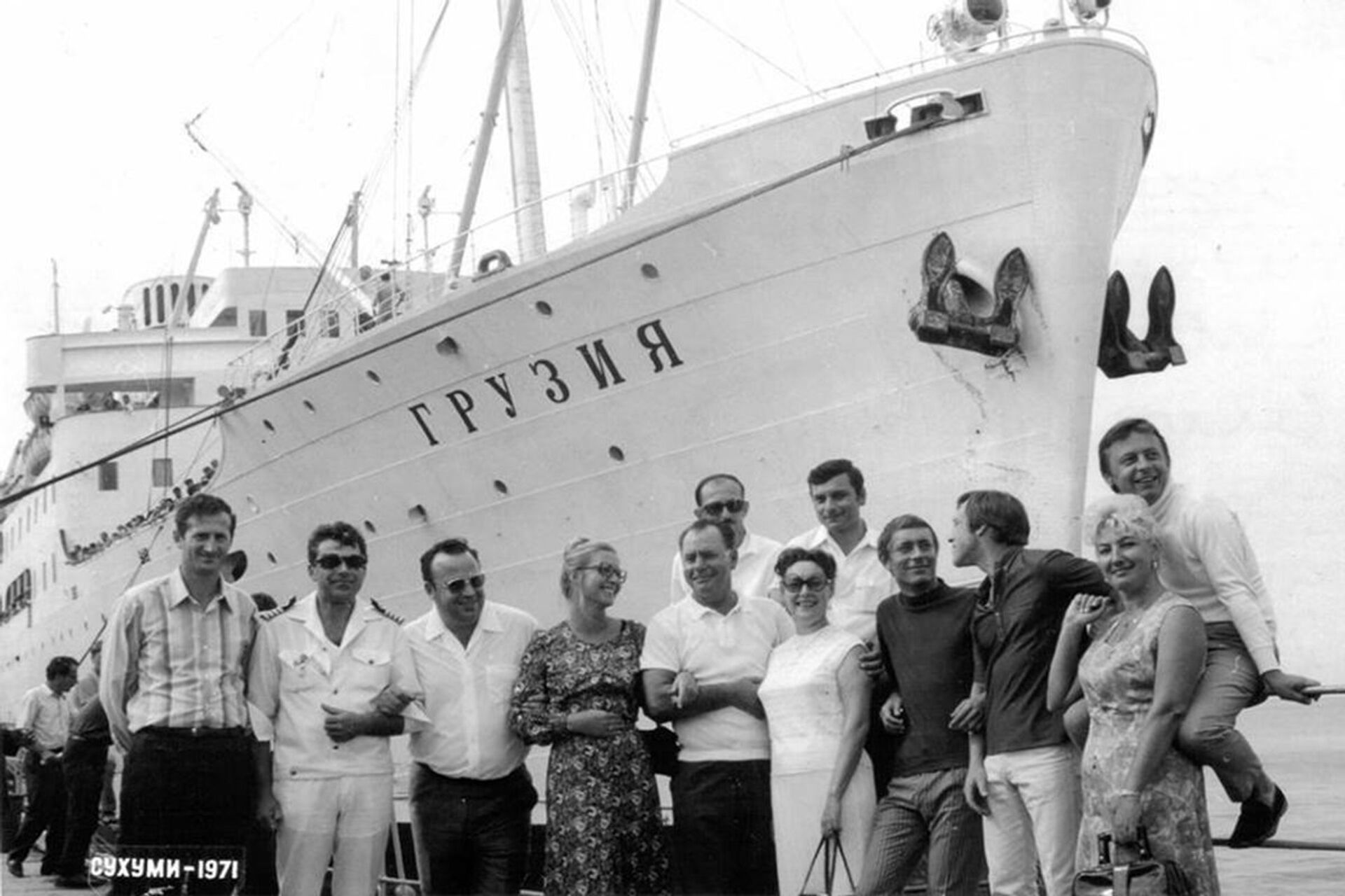 Владимир Высоцкий часто путешествовал на корабле Грузия по маршруту Батуми-Одесса. - Sputnik Грузия, 1920, 25.01.2024