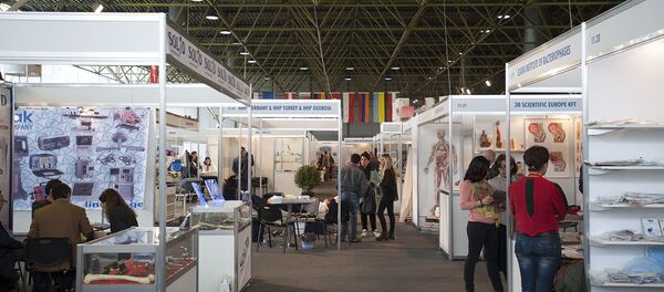 Новейшую медицинскую технику показали в Тбилиси - Sputnik Грузия