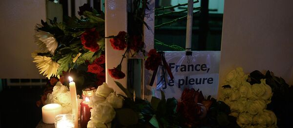 Посольство Франции в Москве, траур - Sputnik Грузия