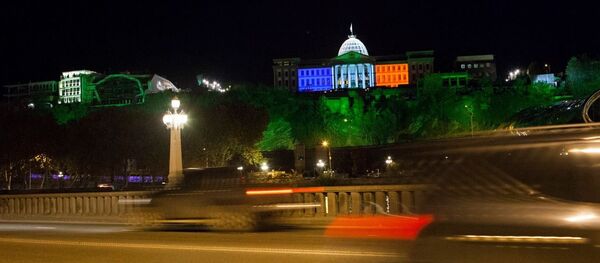 Дворец президента в цветах флага Франции - Sputnik Грузия