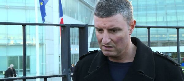 Я прикидывался мертвым – житель Парижа о том, как спасся при теракте - Sputnik Грузия