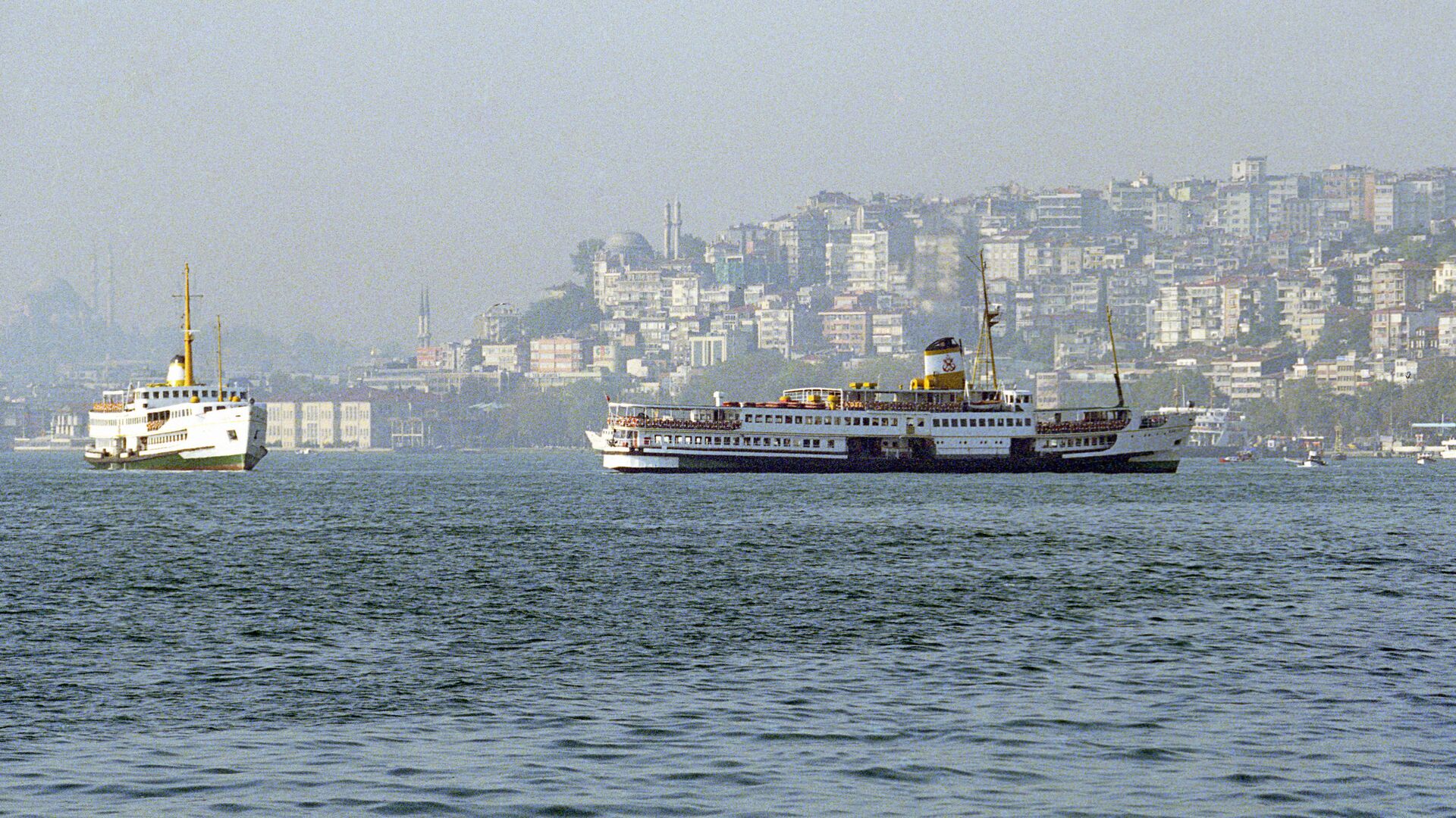 Пролив Босфор в Стамбуле - Sputnik Грузия, 1920, 09.04.2021