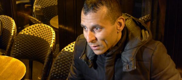 Мы фанатики жизни – посетитель открывшегося после теракта кафе в Париже - Sputnik Грузия