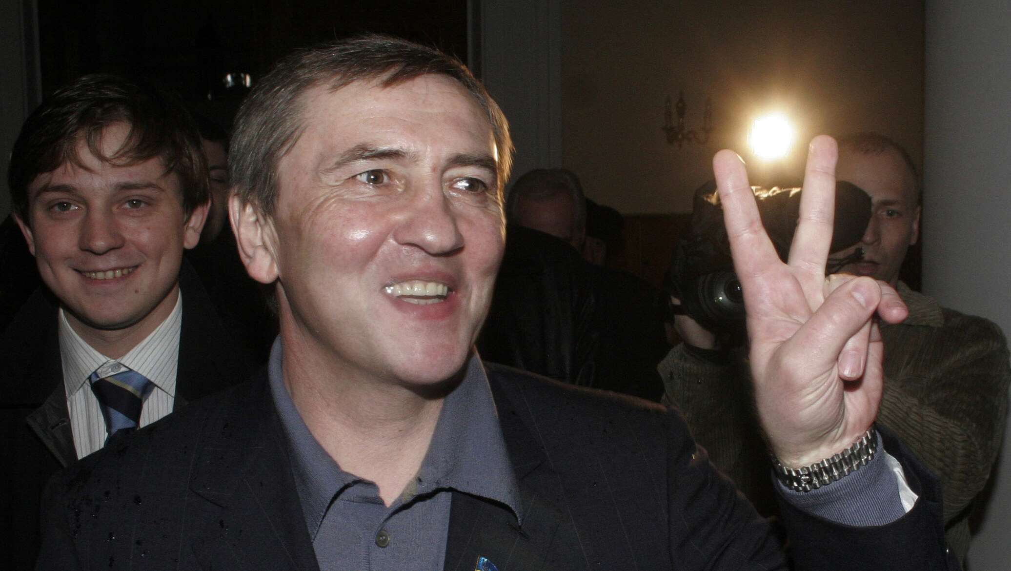 Лени космоса. Черновецкий мэр киева. Черновецкий мэр киева. Леня космос мэр киева. Леня космос мэр киева.