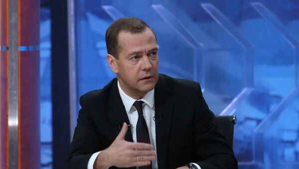 Интервью премьер-министра РФ Д.Медведева пяти российским телеканалам - Sputnik Грузия