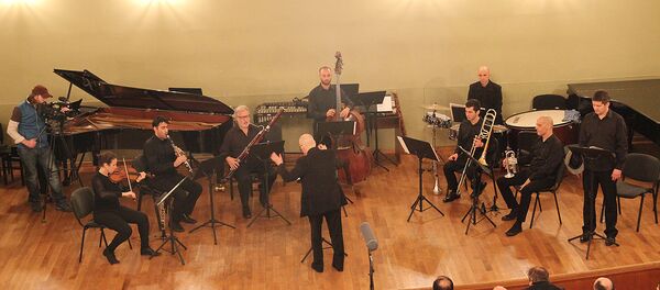 ჯაზი, კლასიკა და საოპერო კომპოზიციები თბილისში გამართულ მუსიკის ფესტივალზე ჯაზი, კლასიკა და საოპერო კომპოზიციები თბილისში გამართულ მუსიკის ფესტივალზე - Sputnik საქართველო