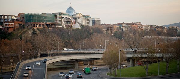 Тбилиси, вид на президентский дворец - Sputnik Грузия