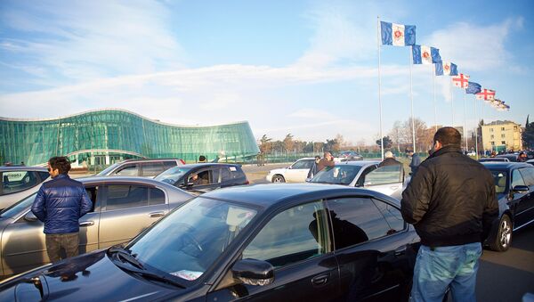 Акция протеста владельцев автомашин с правым рулем. Архивное фото - Sputnik Грузия