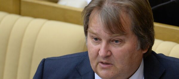 Первый замглавы фракции Справедливая Россия Михаил Емельянов - Sputnik Грузия
