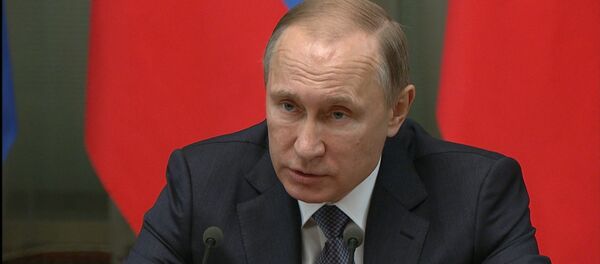 Путин оценил работу министров и поздравил их с наступающим Новым годом Путин оценил работу министров и поздравил их с наступающим Новым годом - Sputnik Грузия