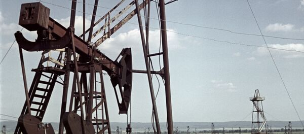 Нефтяные вышки - Sputnik Грузия