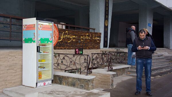 Жители Тбилиси собирали еду для неимущих - Sputnik Грузия