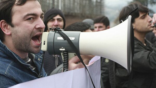 Акция оппозиции в парке Мтацминда в Тбилиси - Sputnik Грузия