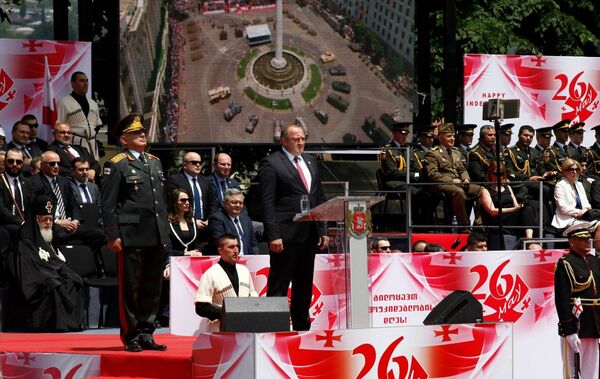 Георгий Маргвелашвили на праздновании Дня независимости Грузии 26 мая, 2015 год. - Sputnik Грузия