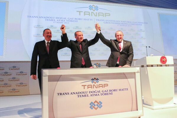 Президенты Азербайджана, Грузии и Турции на закладке газопровода в рамках проекта TANAP. - Sputnik Грузия