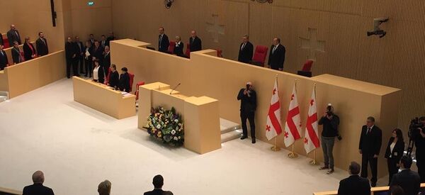 პრეზიდენტს პარლამენტში ელიან - Sputnik საქართველო