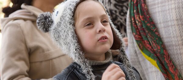 გოგონა საპროტესტო აქციაზე - Sputnik საქართველო