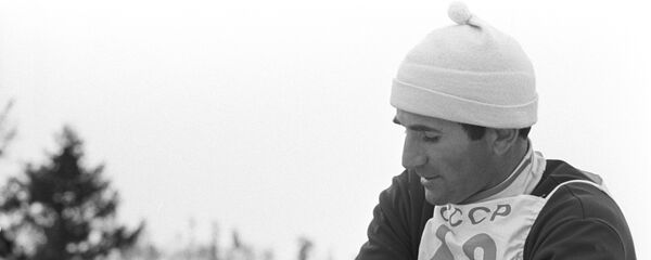 Заслуженный мастер спорта по прыжкам на лыжах с трамплина Коба Цакадзе - Sputnik Грузия