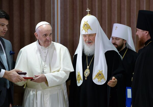 Встреча патриарха Московского и всея Руси Кирилла с папой римским Франциском - Sputnik Грузия
