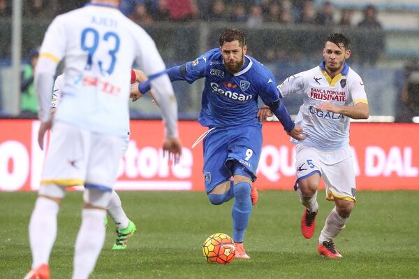 Нападающий Эмполи Леван Мчедлидзе - Sputnik Грузия