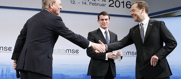 Дмитрий Медведев на Мюнхенской конференции по вопросам политики безопасности - Sputnik Грузия