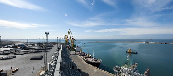 Морской порт Актау в Казахстане. Архивное фото - Sputnik Грузия
