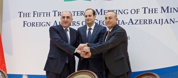 საქართველოს, თურქეთისა და აზერბაიჯანის საგარეო საქმეთა მინისტრები - Sputnik საქართველო