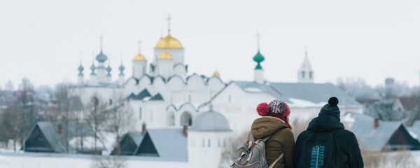 Туристы в Суздале. - Sputnik Грузия