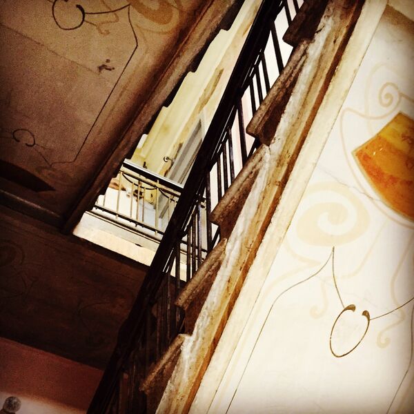 Подъезд в районе Сололаки - Sputnik Грузия