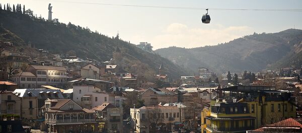 Вид на исторический центр Тбилиси от Метехской церкви - Sputnik Грузия