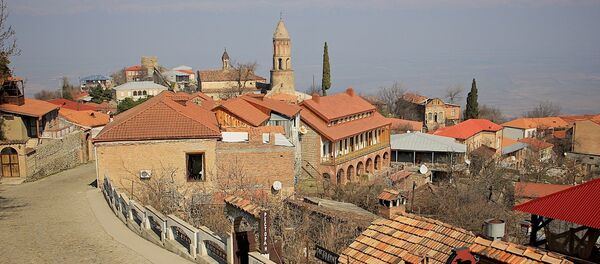 Удивительно, но про историю известнейшего города Грузии совершенно ничего не известно. Иногда его называют древним городом, хотя он построен во второй половине XVIII века царем Ираклием II. - Sputnik Грузия