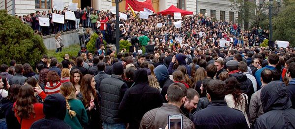 Протест студентов университета - Sputnik Грузия